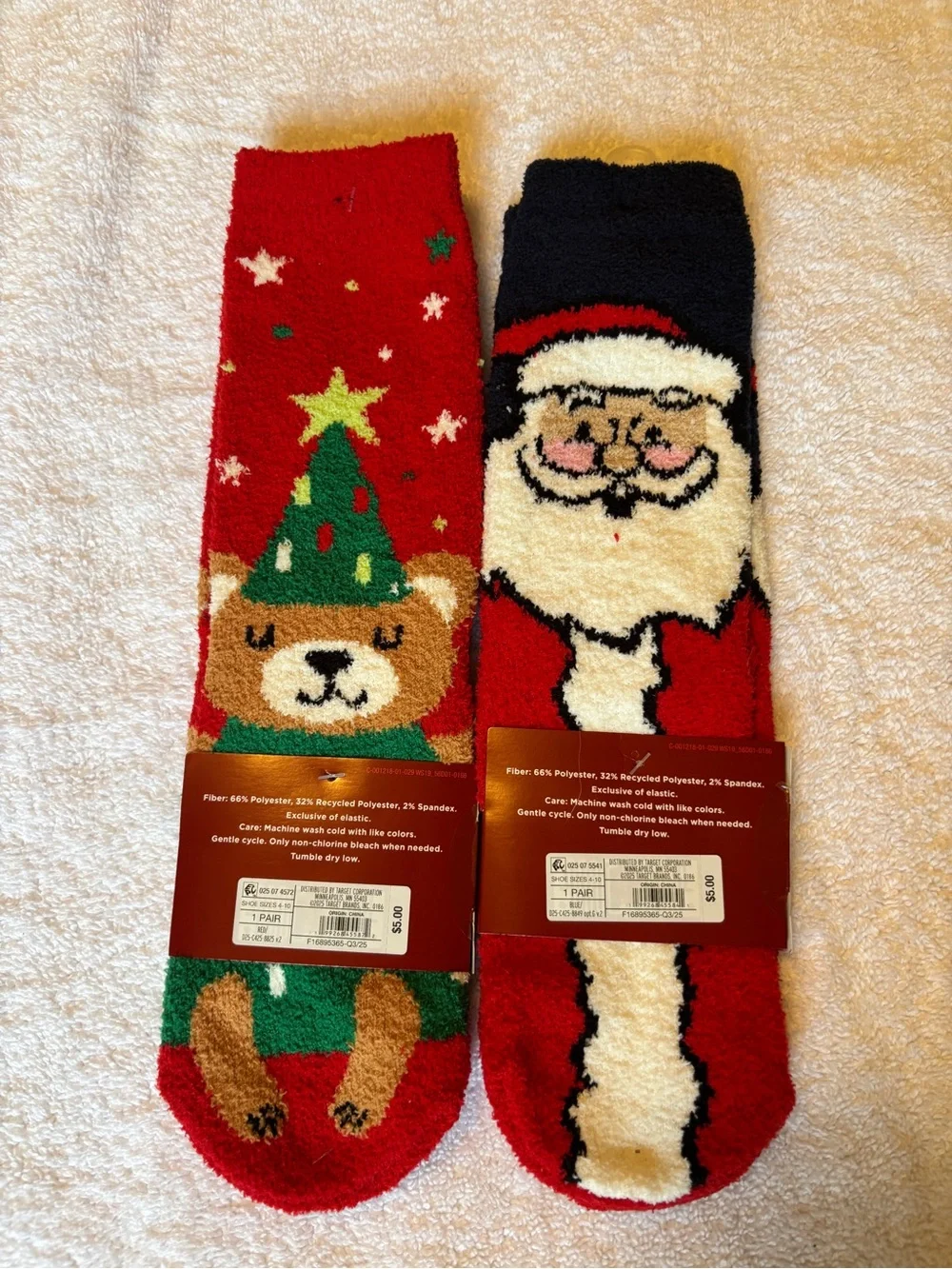 Wondershop Women's Red & Blue Holiday Super Soft Crew Socks - Santa & Bear NEW